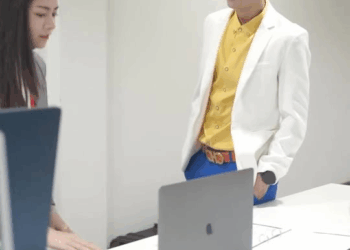 [หนังเต็มเรื่อง] 037H1016 Y หุบปากไปเลยนะ แกยังมีหน้ามาเรียกแม่อีกเหรอ[หนังเต็มเรื่อง] 038H1016 Y แกทำดีแล้วเขาจะจ้างแกต่อหรอ นี้มันชีวิตจริงน่ะไม่ใช่ในละคร