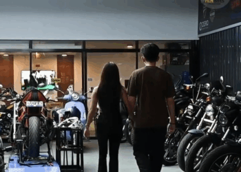 [MGA EPISOD] 061P1012 babaeng nagnakaw sa isang pulubi