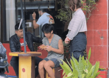 [MGA EPISOD] 123P1119 babae sinalbahiang batang pulubi